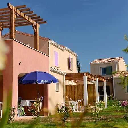 Residence Odalys Le Mas Des Alpilles Параду Екстериор снимка
