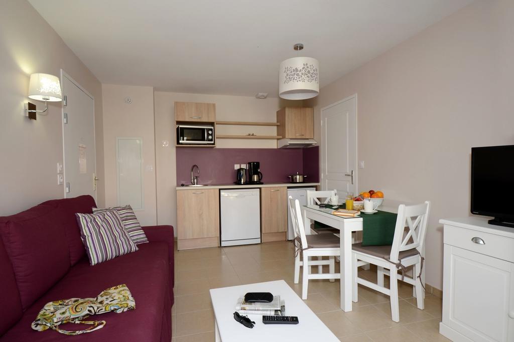 Residence Odalys Le Mas Des Alpilles Параду Стая снимка