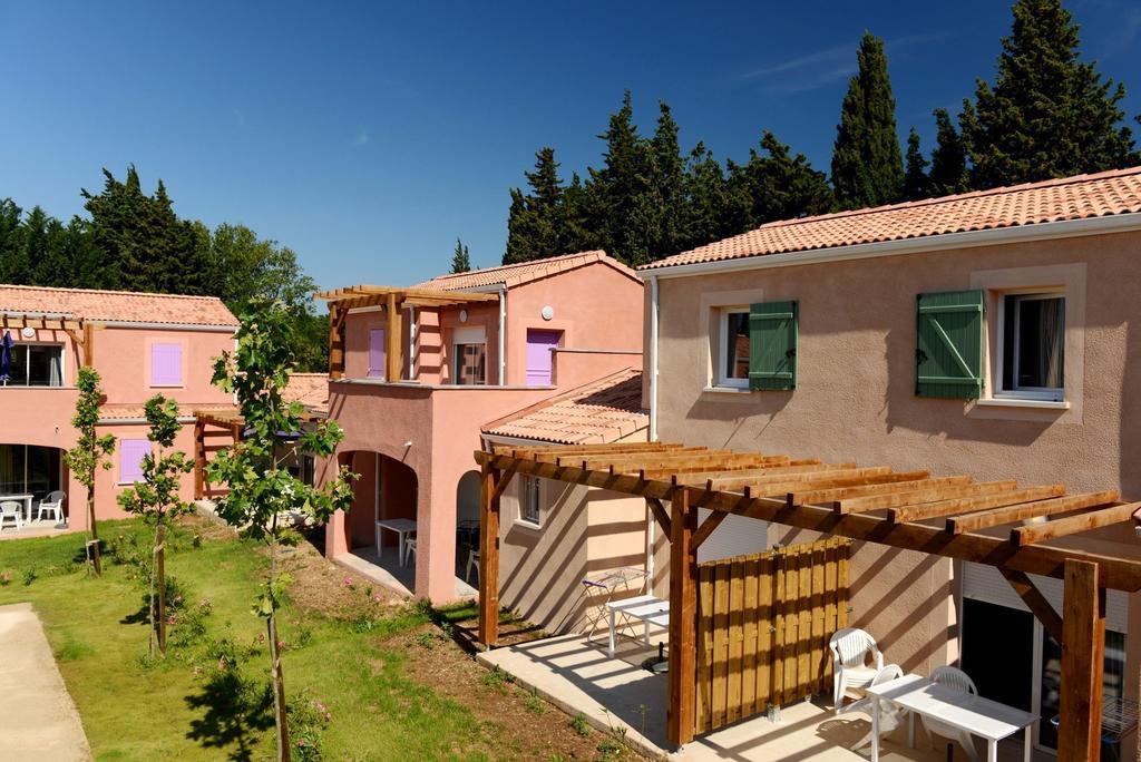 Residence Odalys Le Mas Des Alpilles Параду Екстериор снимка