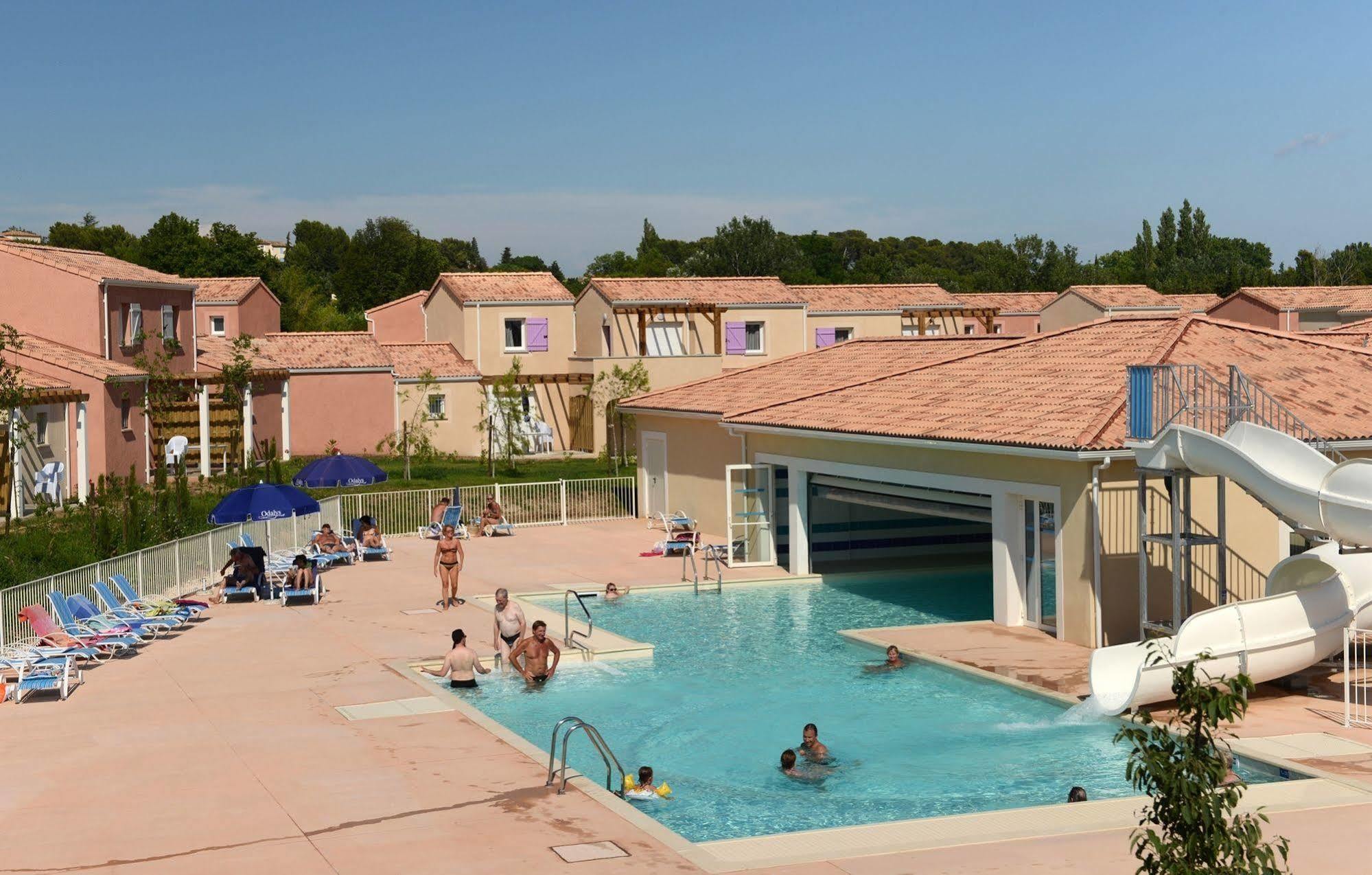 Residence Odalys Le Mas Des Alpilles Параду Екстериор снимка