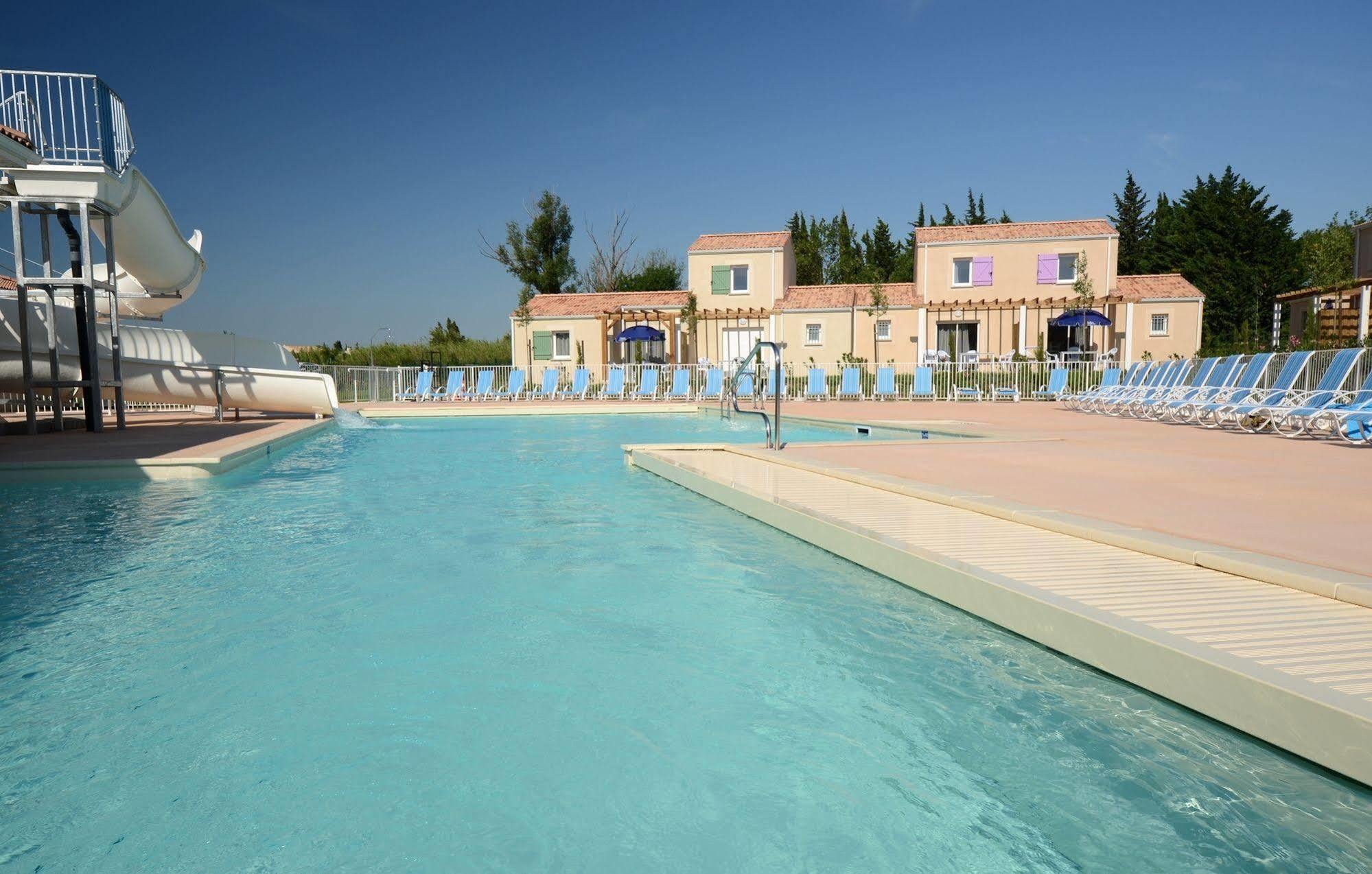 Residence Odalys Le Mas Des Alpilles Параду Екстериор снимка