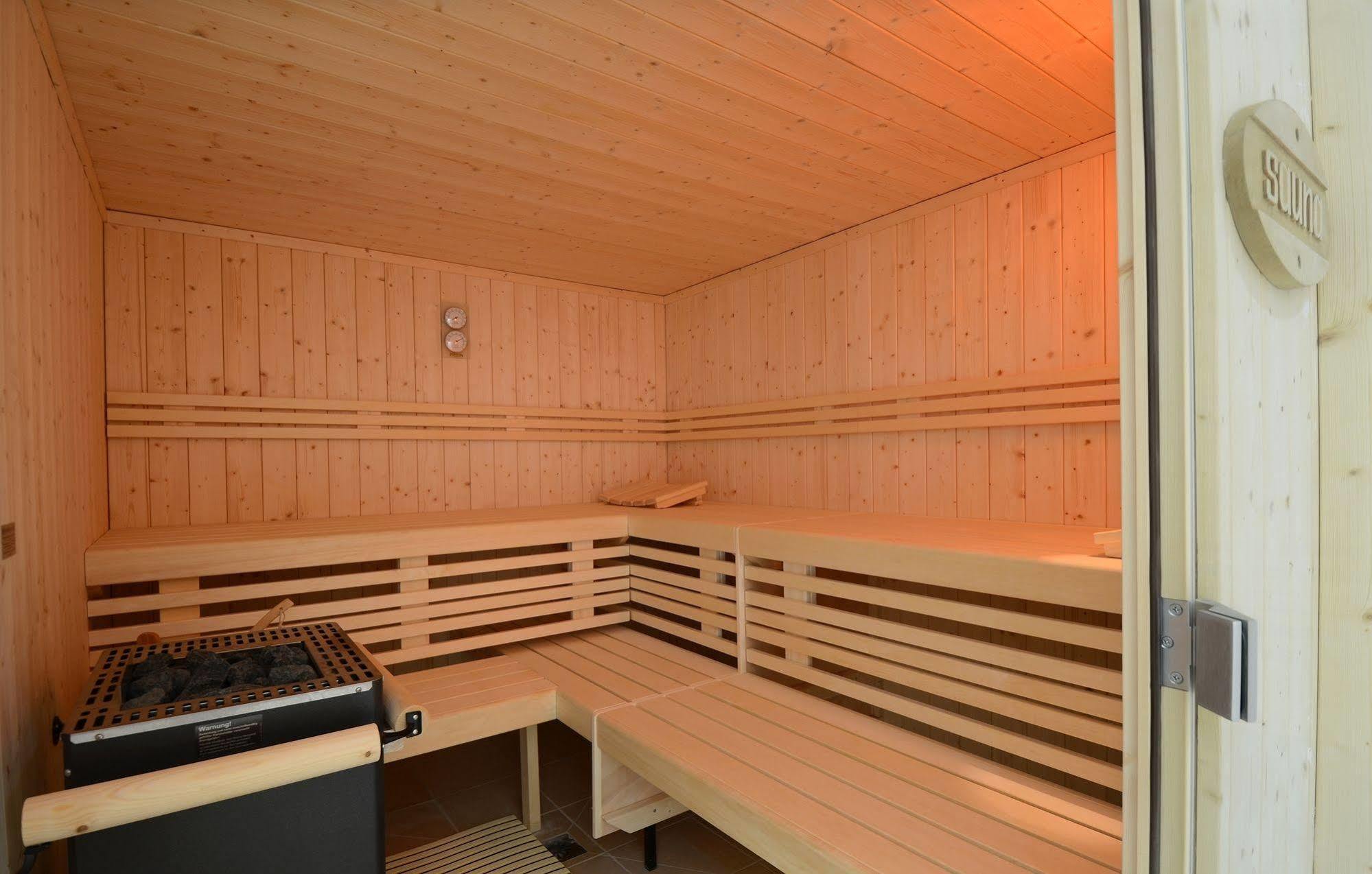 Residence Odalys Le Mas Des Alpilles Параду Екстериор снимка